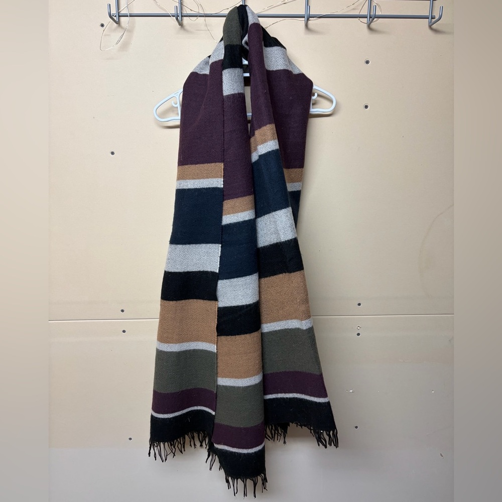 2/$20❤️- SCARF | Women’s Dynamite scarf O/S